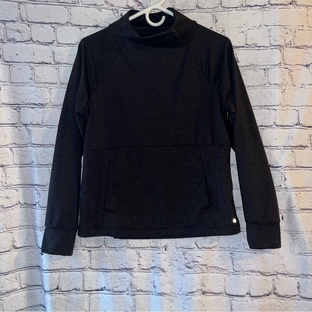 Layer 8 Performance Qwick Dry Long Sleeve Mockneck Sweatshirt‎ Size Medium